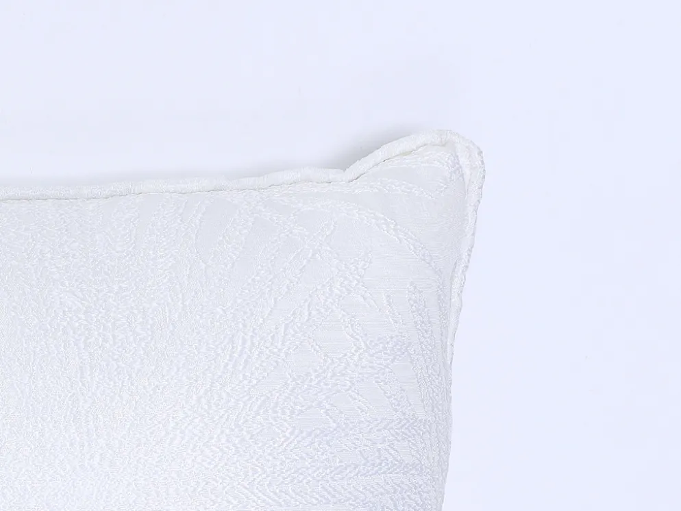 COJIN JACQUARD FAN BLANCO 30X50CM
