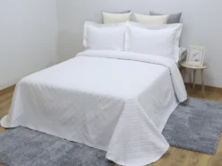 COLCHA SALDANHA BLANCA