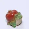 FIGURA RANA MANZANA 10CM