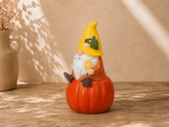GNOMO EN CALABAZA 6X12 GORRO AMARILLO
