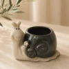 MACETA CARACOL 15CM GRIS PORCELANA