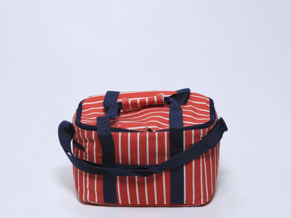 NEVERA ISOTERMICA RAYAS ROJAS 32X22X20