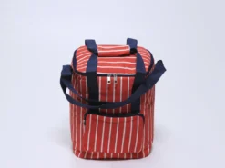 NEVERA ISOTERMICA RAYAS ROJAS 24X18X34