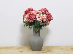 RAMO ROSAS Y HORTENSIAS ROSA