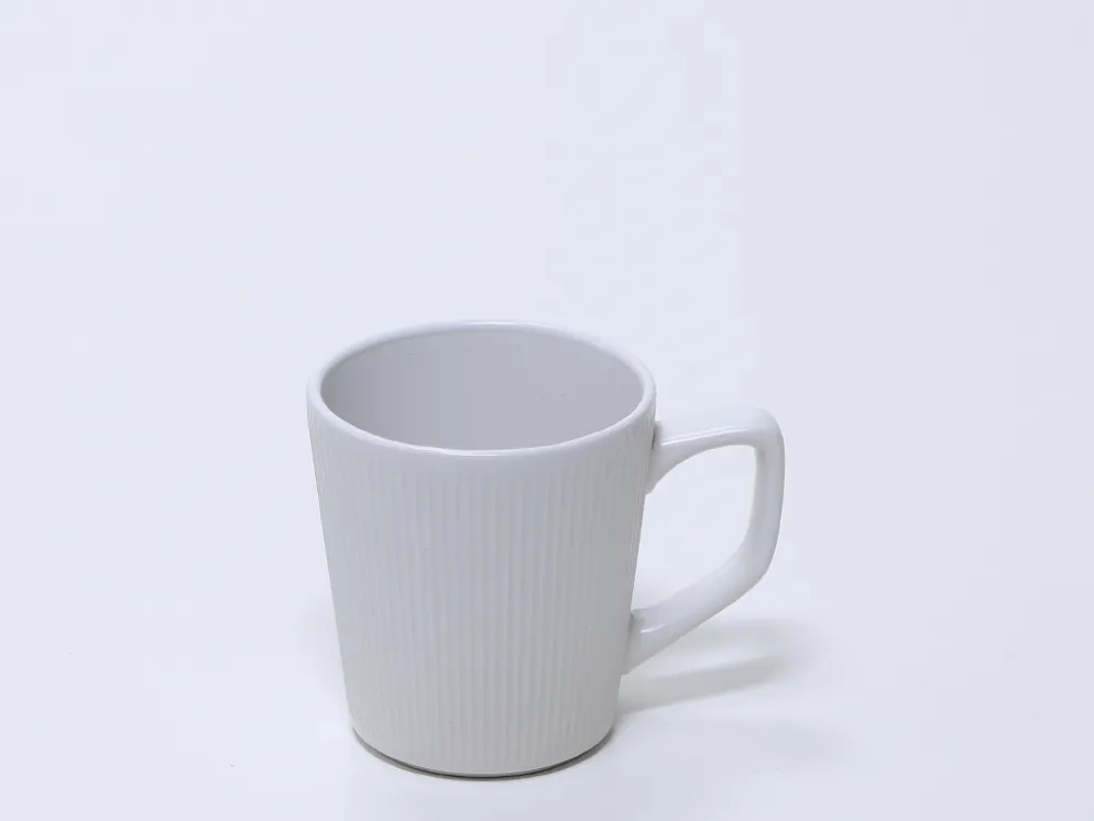 TAZA DESAYUNO BLANCA RAYAS 420ML