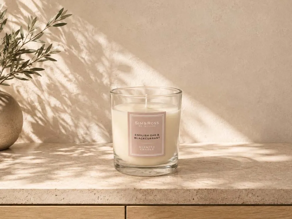 VELA PERFUMADA 120GR ENGLISH OAK CURRANT